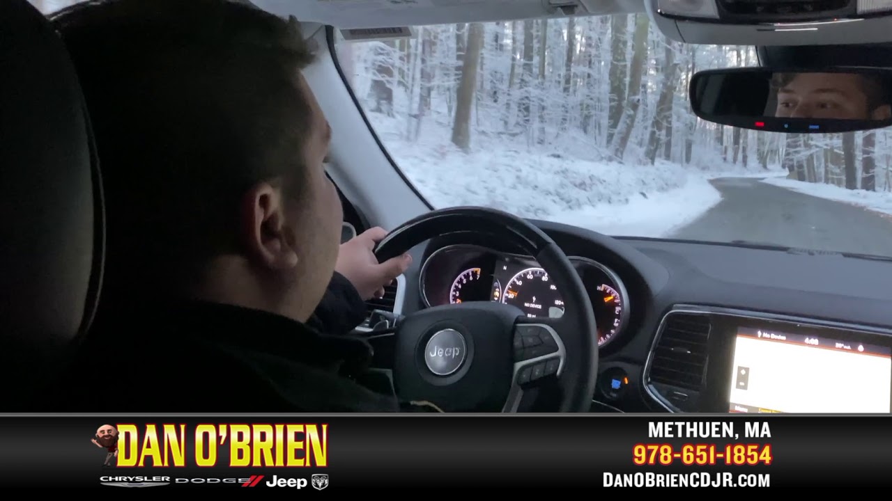 2020 White Grand Cherokee Summit New England Snow Dan O'Brien Jeep Lowell, MA