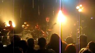 Queens Of The Stone Age : LIVE : Avon