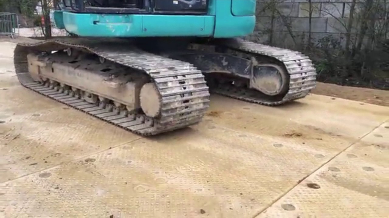 連結するプラスチック敷板”コネクトばん”