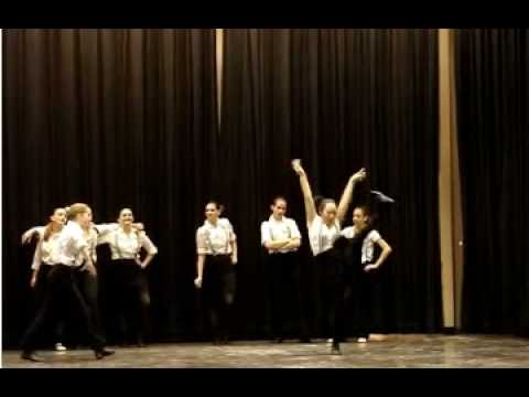 Pacific Chamber Ballet students perform "Hit the R...