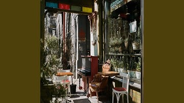 Tasteful Ambience for Afternoon Java