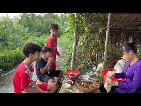 Video HÔM NAY BÁN CHÂN GÀ CHIÊN BƠ TỎI MÓN NÀY ĐƯỢC NHIỀU... - youtube