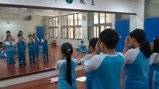南光國小四年五班學學日文之歌第三組 哀
