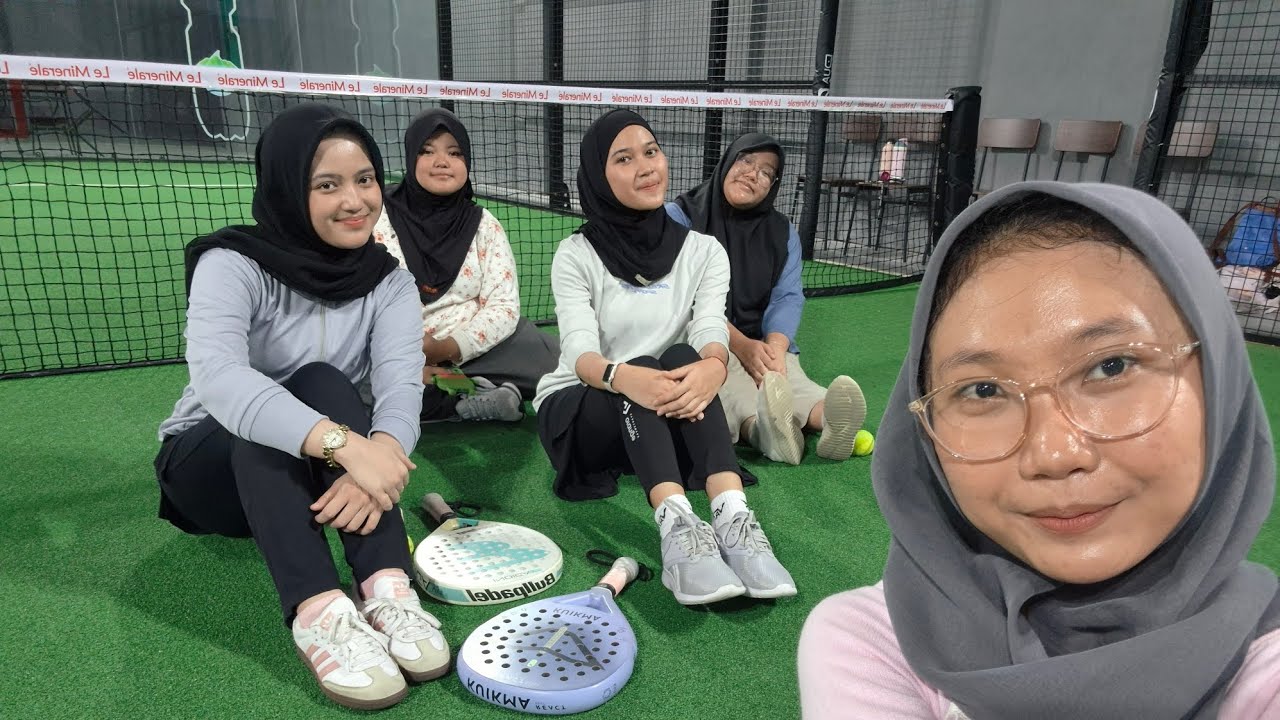fomo main padel 
