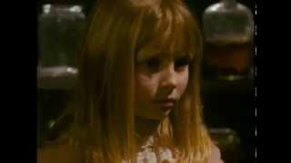 Neco z Alenky Alice 1988 trailer