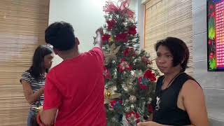 Decorating The Christmas With Lyn And Her Friends  Life In The Philippines