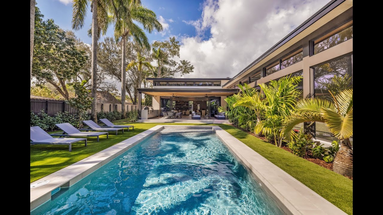 740 NE 120th St Miami, FL | ColdwellBankerHomes.com