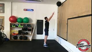 Przysiad Z Wyrzutem Piłki O Ścianę Wall Ball