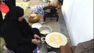 How to make traditional Regag bread from UAE