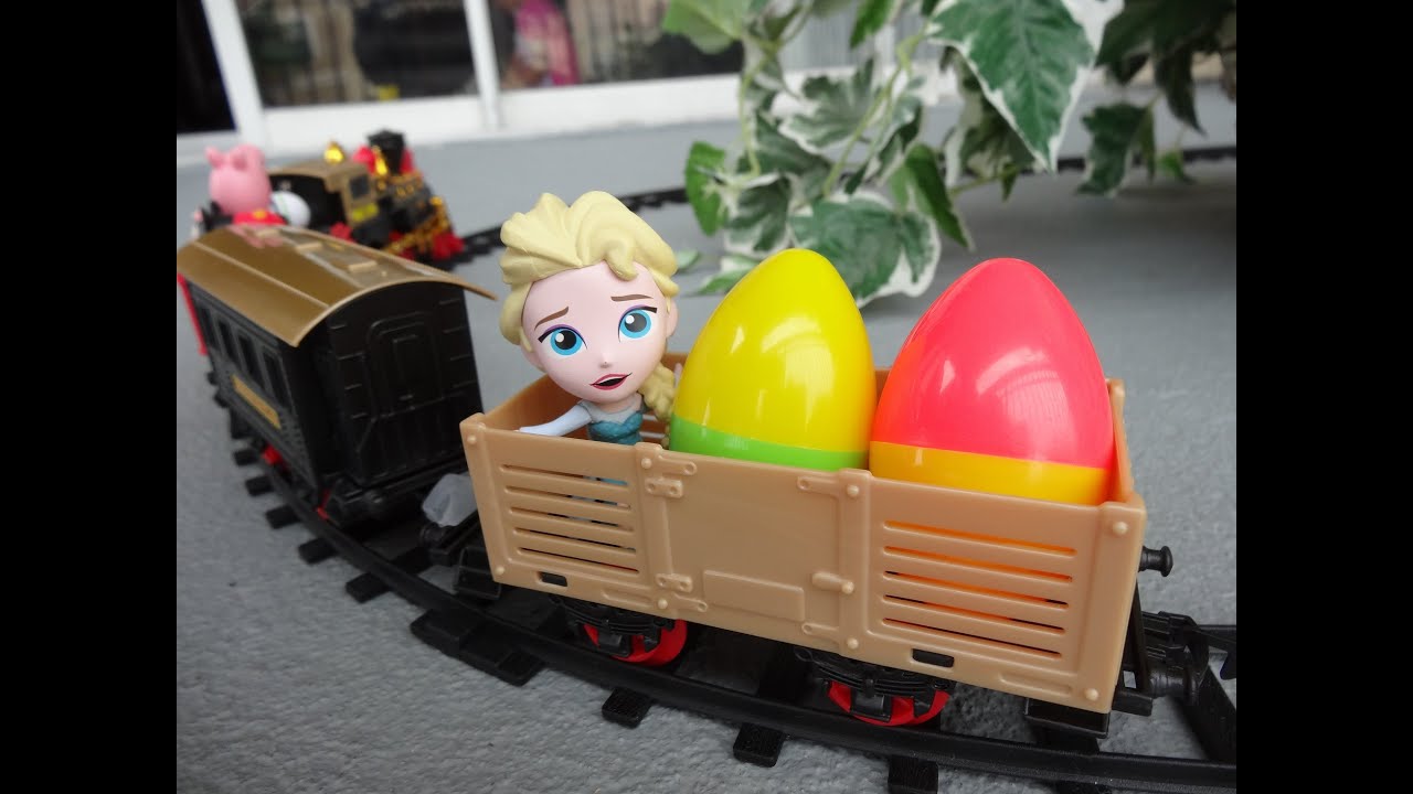 Elsa Train Frozen Elsa Shopping Surprise Eggs in a Train - YouTube