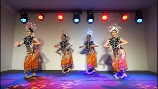 Download lagu TARIAN NGAJAT INDU - NGAJAT INDU DANCE