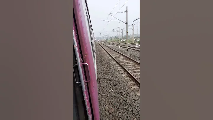 130 kmph Highspeed Crossing With 12314 NDLS- SDAH RAJDHANI EXPRESS. #shorts