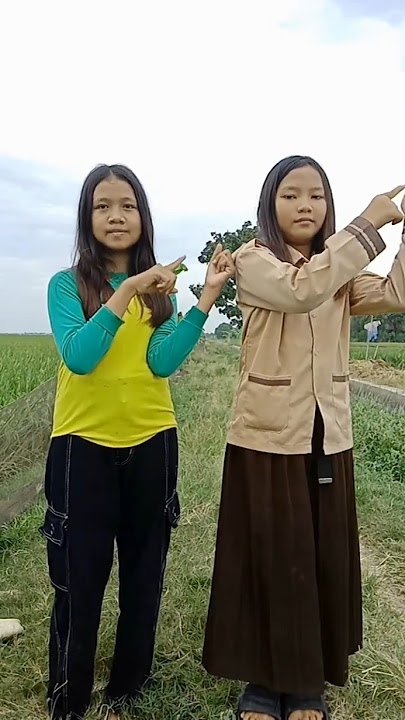 Kita Usahakan, Dance TikTok Viral Terbaru #jogetviral #danceviral #jogetseru