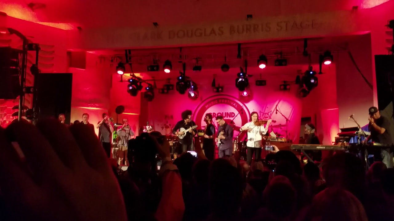 Snarky Puppy & Hamilton de Holanda "Lingus" - GroundUp Music Festival 2-15-2020