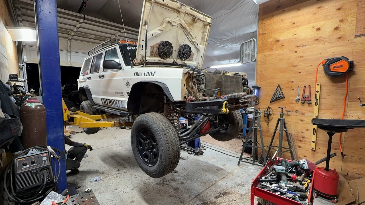 Jeep XJ Manual Swap - YouTube
