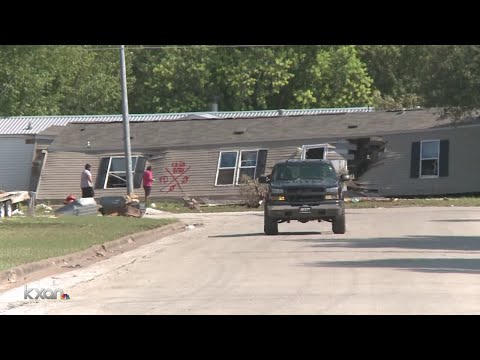 KXAN - Extensive damage in La Grange in wake of Harvey