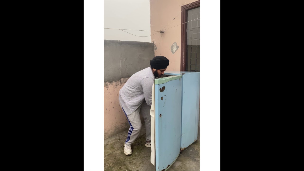 #punjabi#comedy#video  🤣 ਹੱਸਣਾ ਜਰੂਰੀ ਹੈ 1.ਪੇਸਟੀ ਪੋਣ ਲਈ ਕਿਹਾ ਗੁੱਸਾ ਕਰ ਗਿਆ ਭੋਲਾ 2.ਸਾਰੇ ਦੁਖੀ 🤣