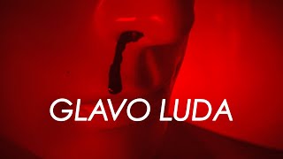 2BONA - GLAVO LUDA feat SLATKARISTIKA (OFFICIAL VIDEO) Resimi