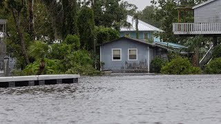 Debby brings heavy rain, flash flooding to parts of Florida, causes travel delays