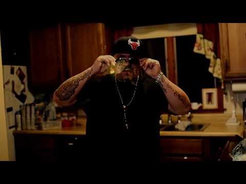 SWAN SOLO - IN THE KITCHEN (Official Music Video)