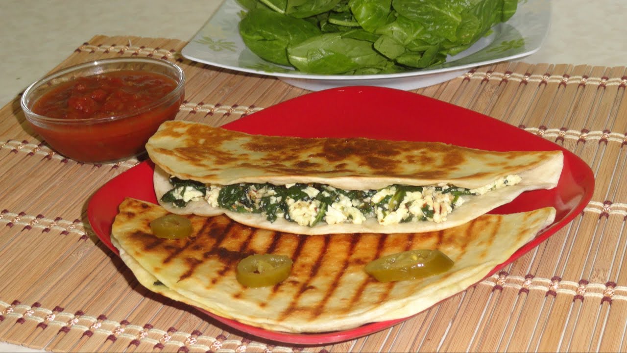 Spinach & Cottage Cheese Quesadilla Recipe by Bhavna - Palak Paneer Quesadilla | Bhavna