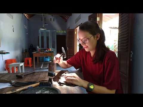Video: Cara Membuat Perhiasan Kulit