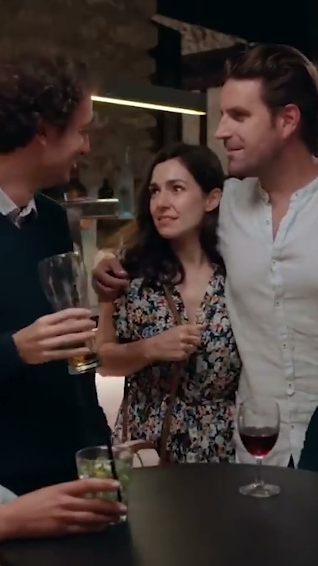 À l'ancienne : Quand on présente sa copine à ses potes