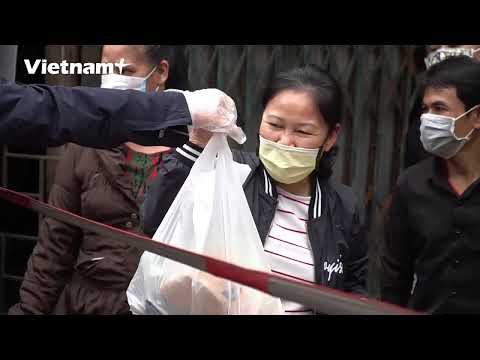 Video Hà Nội đảm bảo nhu yếu phẩm cho người dân khu vực cách... - youtube
