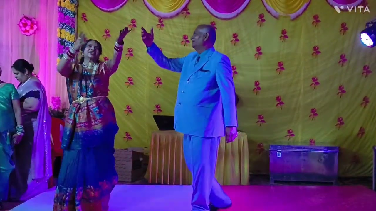 Mausi and mausa wonderful dance 