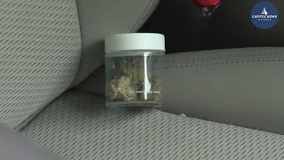 Illinois committee advances bill to ban vehicle searches based on smell of cannabis
