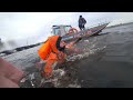 Спасение тонущего с лодки с видео от утопающего