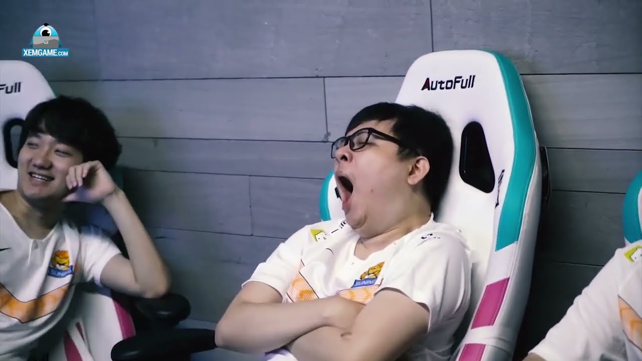 “Vợ sắp cưới” LiLy tiết lộ SofM nhận được đề nghị từ cả 3 khu vực LPL, LCS và VCS