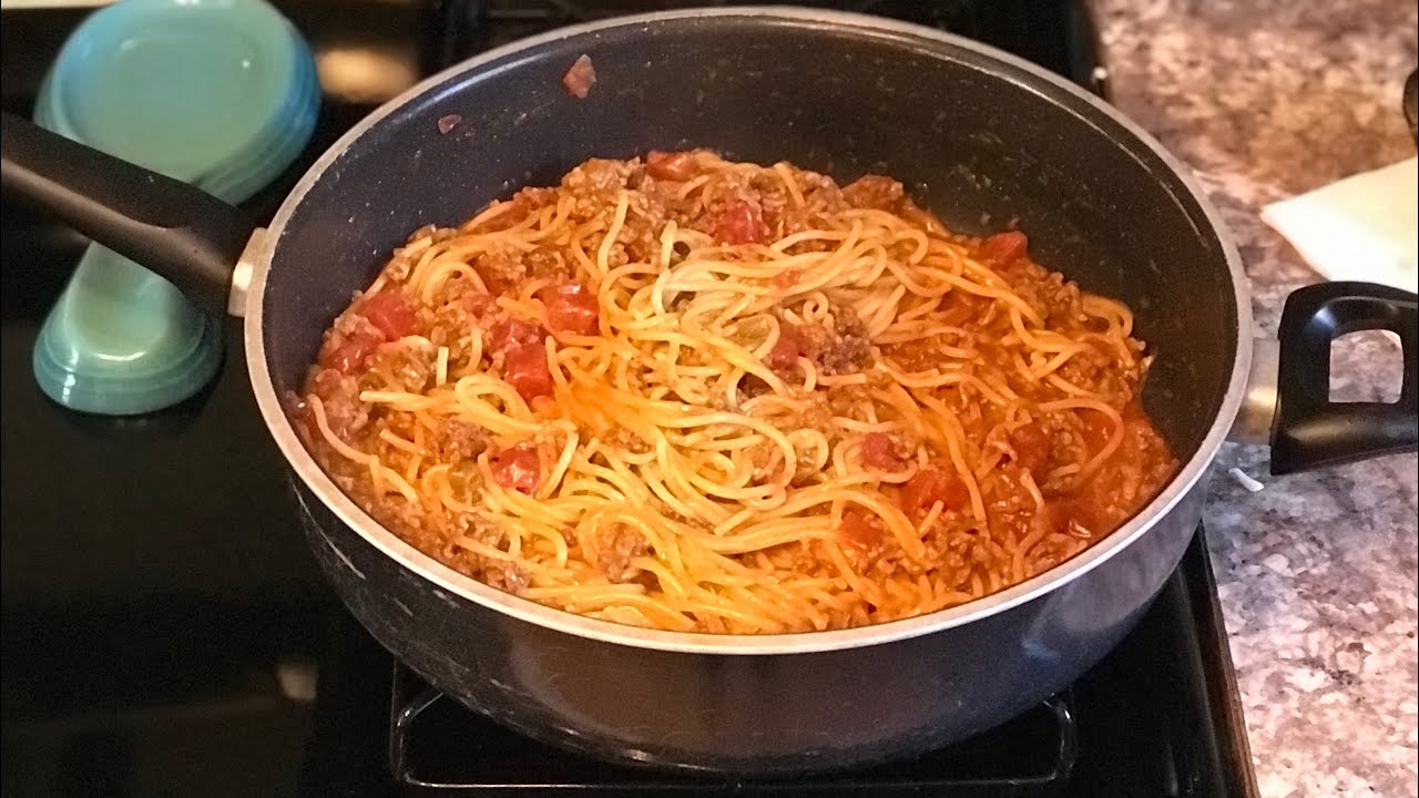 Easy Cheap Dinner (Taco Spaghetti) - YouTube