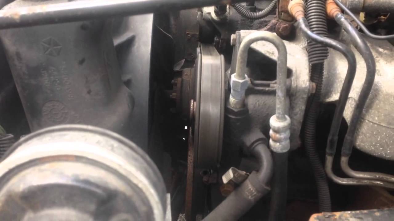 How to replace the alternator in a YJ Jeep Wrangler - YouTube