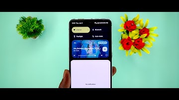 OnePlus 7T - Android 13 Music player in notification bar…