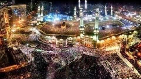 سورة القمر من الحرم المكي