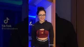 Feride Özdinç En İyi Tiktok Videoları - Ferideozdinco