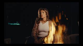 Carly Pearl -  Love or War (Official Visualizer Lyric Video)