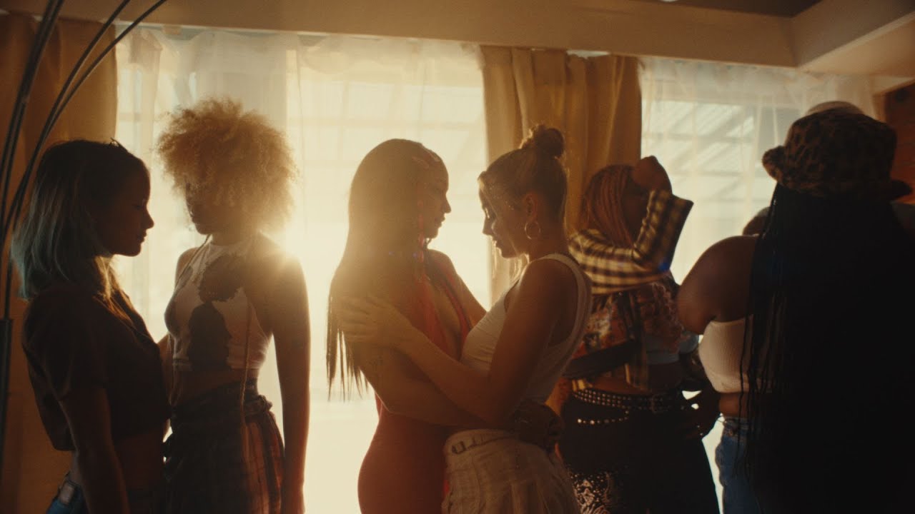 Ambar Lucid - girl ur so pretty [Official Video]