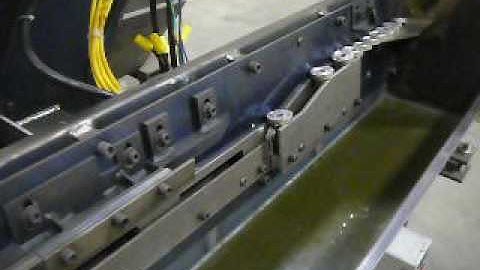 SPECTRUM AUTOMATION COMPANY DISC FEED SYSTEM DEMONSTRATION