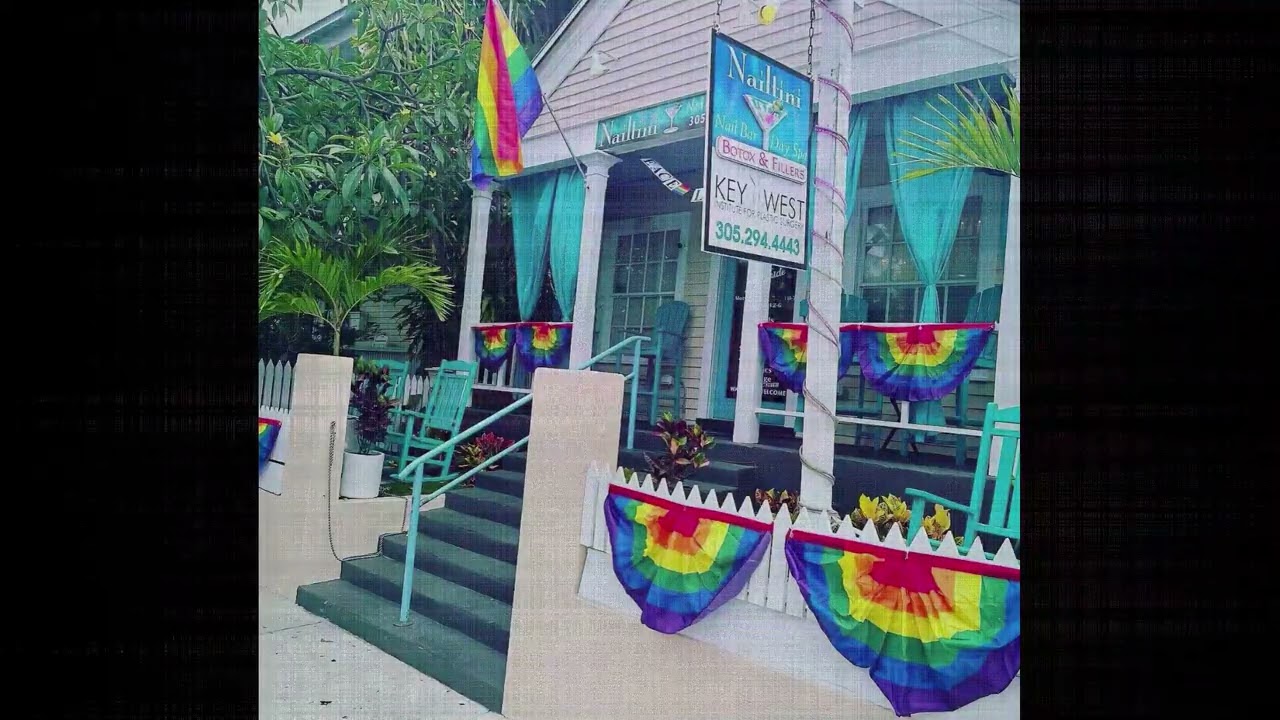 Check out whats going on at Nailtini!