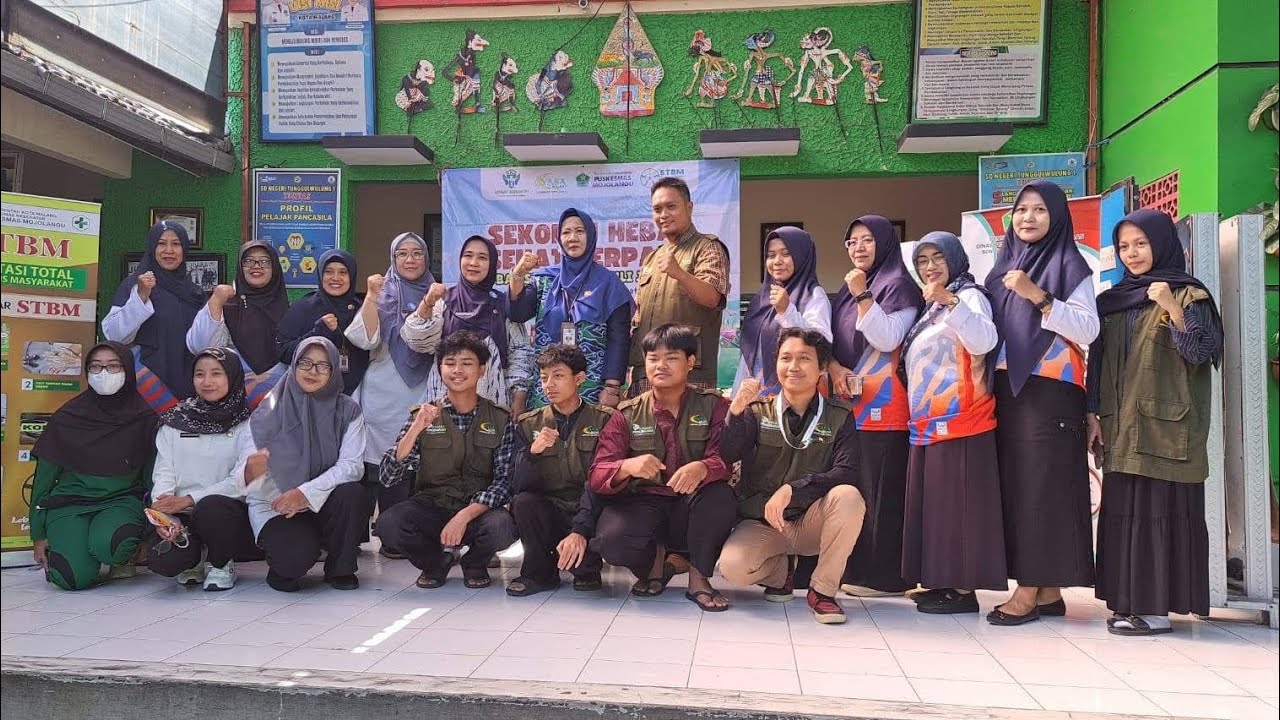 Sobat Jelita Sdn Tunggulwulung 1 mengolah minyak menjadi produk bermanfaat 