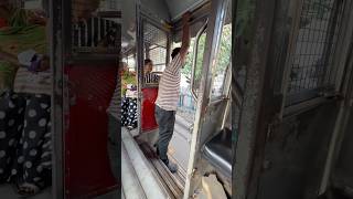 Transport w Indiach #autobus #podróż #bilet #rodzina #przygoda