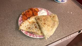 JUST A QUICK QUESADILLA! 😁😁😁 by GRIM'S CHANNEL 1,730 views 3 years ago 1 minute, 28 seconds