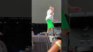 Feid Cantando La Inocente En Vivo The Power Fest