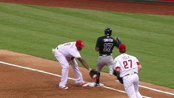 ATL@PHI: Smith safe at first after call overturned