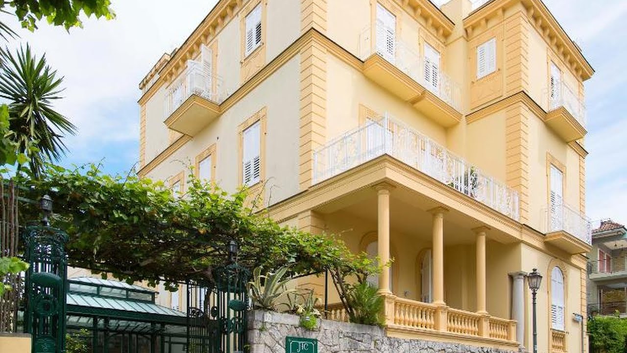 Hotel Crawford | Sant'Agnello, Italy | Hotel Review 🏩