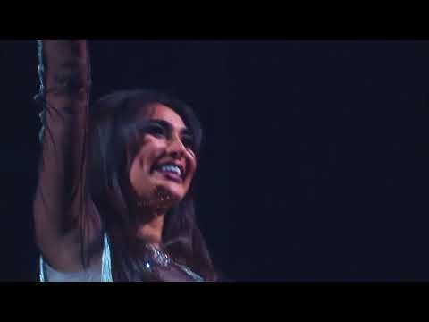 Munisa Rizayeva - Yomg'ir (Official Live Video)
