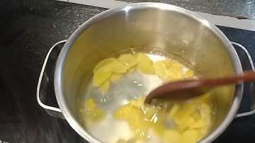 Cách chữa hôi miệng tại nhà cực kì đơn giản, dễ làm từ gừng và mật ong.