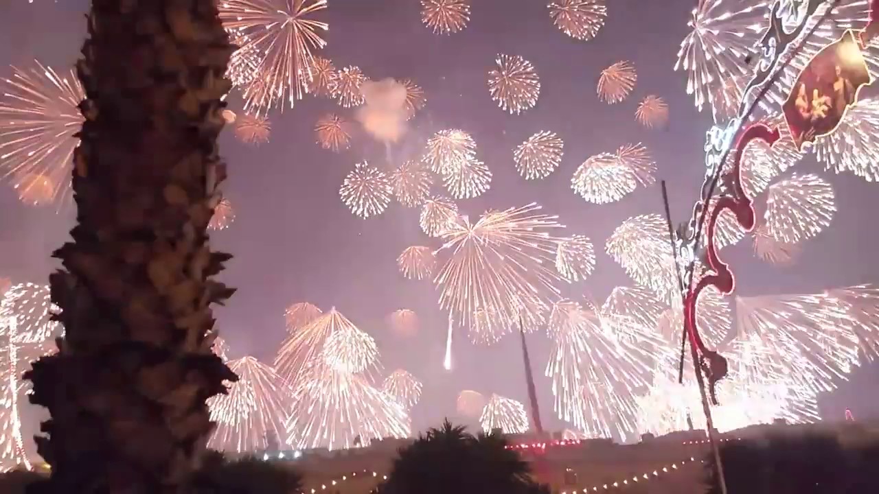 世界最大級の花火玉を打ち上げた光景が凄いと話題に Youtube 世界最大級の花火玉を打ち上げた光景が凄いと話題に Youtube